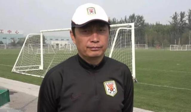 华体会官方网站-于远伟：新加坡队很强 要表现出年轻人斗志和顽强